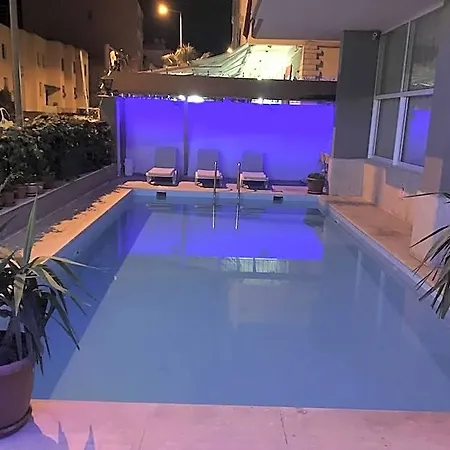 Hotel Vesta 3*
